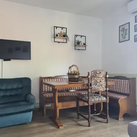 Door 2 * Vrnjacka Banja