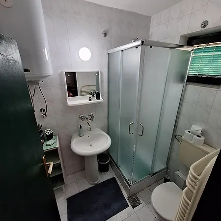 Door 2 Holiday home Vrnjacka Banja